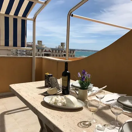 公寓 Attico In Riva Al Mare 加利波利